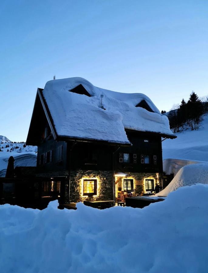 Zoncolan Laugiane Apartment Sutrio Exterior photo